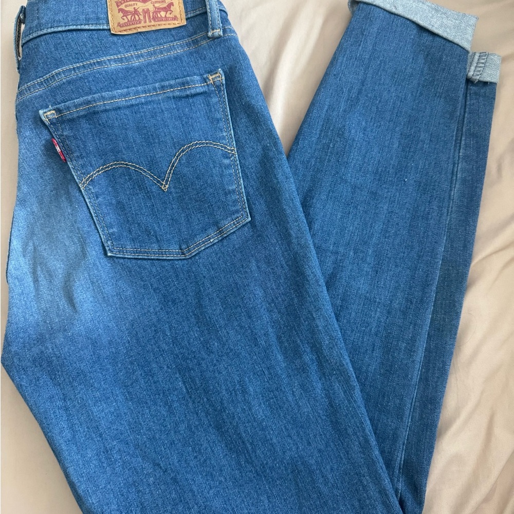 Levi's Classic Blue Jeans with Signature Patch